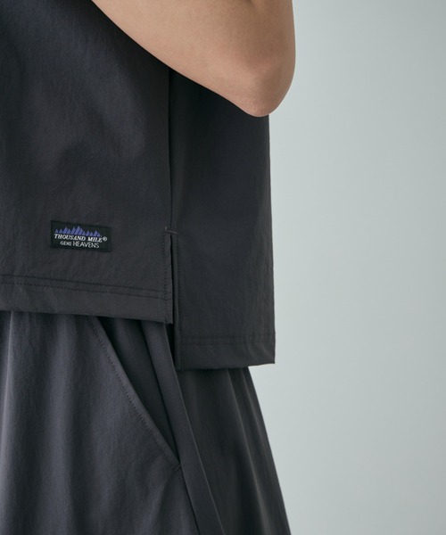 GENE HEAVENS（ジーンヘブンズ）の「(GENE HEAVENS×THOUSAND MILE)<ONLINE STORE限定>ステップヘムトップス＆ラップライク カーゴポケットスカート セットアップ（ワンピース・レディース・グレー/ブラック・FREE）」の11枚目の写真