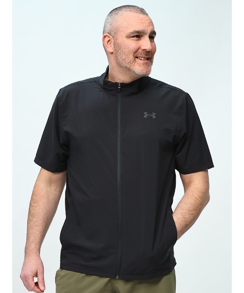 UNDER ARMOUR（アンダーアーマー）の「UNDER ARMOUR アンダーアーマー FITTED 半袖 フルジップ ジャケット フレッシュウーブン（その他トップス・メンズ・ブラック・3XL/4XL/5XL）」の2枚目の写真