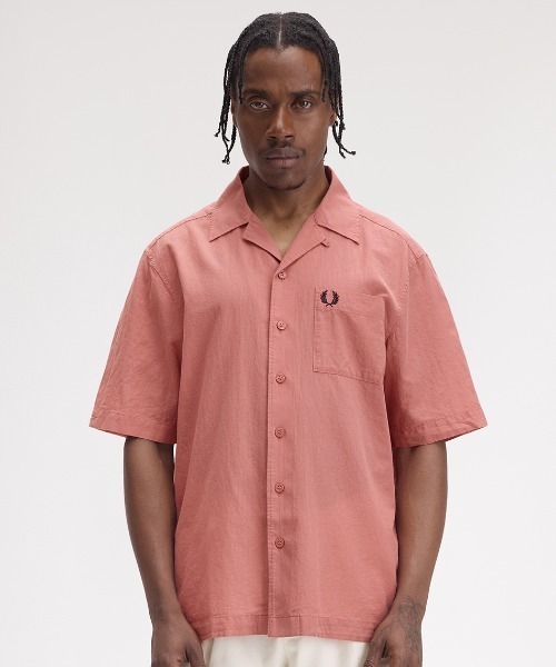 FRED PERRY（フレッドペリー）の「Lightweight Texture Revere Collar Shirt／ライトウェイトテクスチャーオープンカラーシャツ（シャツ/ブラウス・メンズ・グレー/ネイビー/ライトオリーブ/ピンク/サックスブルー/ネイビー系・M/L）」の15枚目の写真