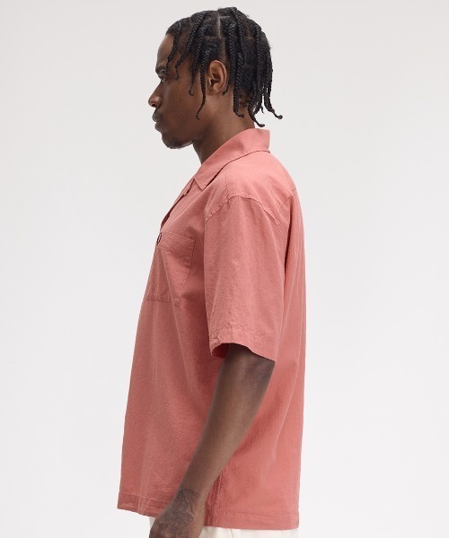 FRED PERRY（フレッドペリー）の「Lightweight Texture Revere Collar Shirt／ライトウェイトテクスチャーオープンカラーシャツ（シャツ/ブラウス・メンズ・グレー/ネイビー/ライトオリーブ/ピンク/サックスブルー/ネイビー系・M/L）」の14枚目の写真
