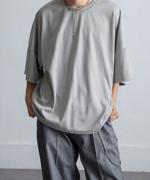 NILWAY（ニルウェイ）の「ドルマン ドレープ オーバーサイズ 半袖Tシャツ / ポンチ ビッグシルエット 5分袖 ドレープカットソー（Tシャツ/カットソー・メンズ・チャコール/ホワイト/ブラック/グレー・MEDIUM/LARGE）」の3枚目の写真