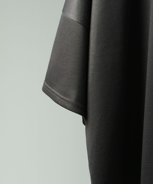 NILWAY（ニルウェイ）の「ドルマン ドレープ オーバーサイズ 半袖Tシャツ / ポンチ ビッグシルエット 5分袖 ドレープカットソー（Tシャツ/カットソー・メンズ・チャコール/ホワイト/ブラック/グレー・MEDIUM/LARGE）」の6枚目の写真