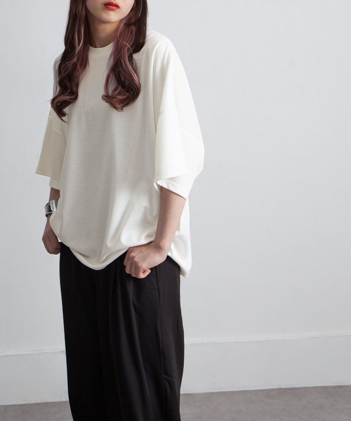 NILWAY（ニルウェイ）の「ドルマン ドレープ オーバーサイズ 半袖Tシャツ / ポンチ ビッグシルエット 5分袖 ドレープカットソー（Tシャツ/カットソー・メンズ・チャコール/ホワイト/ブラック/グレー・MEDIUM/LARGE）」の15枚目の写真