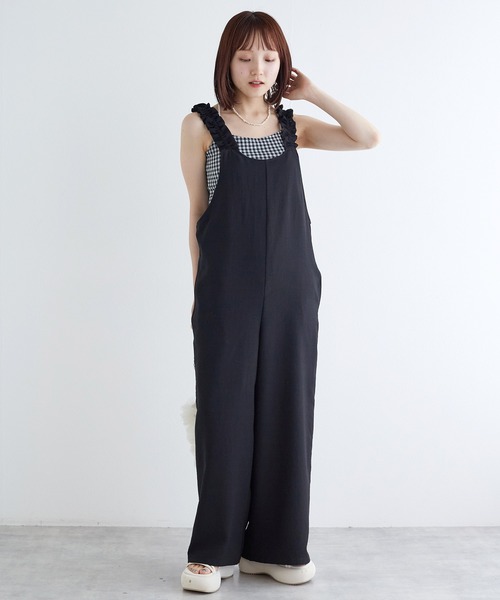 w closet（ダブルクローゼット）の「ショルダーフリルサロペットパンツ