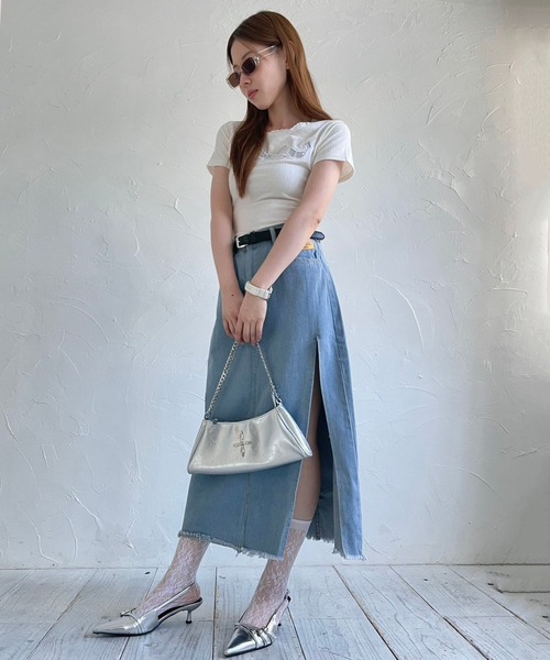 lilful(リルフル)の「パッチ付き サイドスリット デニムロングスカート(デニムスカート・レディース・ブラック/ブルー・S/L/M)」の22枚目の写真