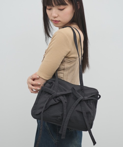 paravion（パラビオン）の「ナイロンリボンバッグ（トートバッグ・レディース・ピンク/ブルー/アイボリー/ブラック/ブラウン・FREE）」の15枚目の写真