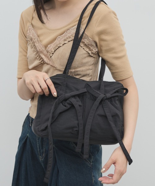 paravion（パラビオン）の「ナイロンリボンバッグ（トートバッグ・レディース・ピンク/ブルー/アイボリー/ブラック/ブラウン・FREE）」の13枚目の写真