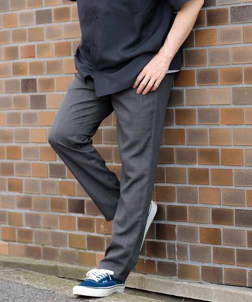 ITEMS URBANRESEARCH（アイテムズ アーバンリサーチ）の「『吸水速乾/イージーケア/UVカット』『セットアップ対応』高機能ツイル ウエストイージー スラックス（その他パンツ・メンズ・ブラック/チャコールグレー/ネイビー/ブルー系その他・MEDIUM/LARGE）」の3枚目の写真
