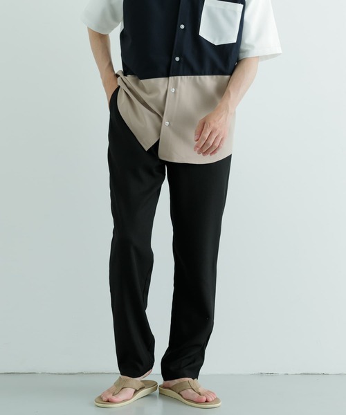 ITEMS URBANRESEARCH（アイテムズ アーバンリサーチ）の「『吸水速乾/イージーケア/UVカット』『セットアップ対応』高機能ツイル ウエストイージー スラックス（その他パンツ・メンズ・ブラック/チャコールグレー/ネイビー/ブルー系その他・MEDIUM/LARGE）」の21枚目の写真