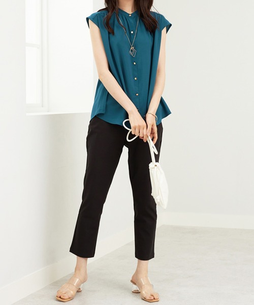 BELLUNA PLUS（ベルーナ）の「ギャザー使いフレンチスリーブブラウス（シャツ/ブラウス・レディース・イエロー/ネイビー/アイボリー/ブルーグリーン・MEDIUM/LARGE/X-LARGE）」の17枚目の写真