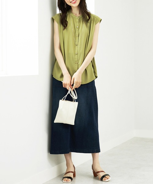 BELLUNA PLUS（ベルーナ）の「ギャザー使いフレンチスリーブブラウス（シャツ/ブラウス・レディース・イエロー/ネイビー/アイボリー/ブルーグリーン・MEDIUM/LARGE/X-LARGE）」の9枚目の写真