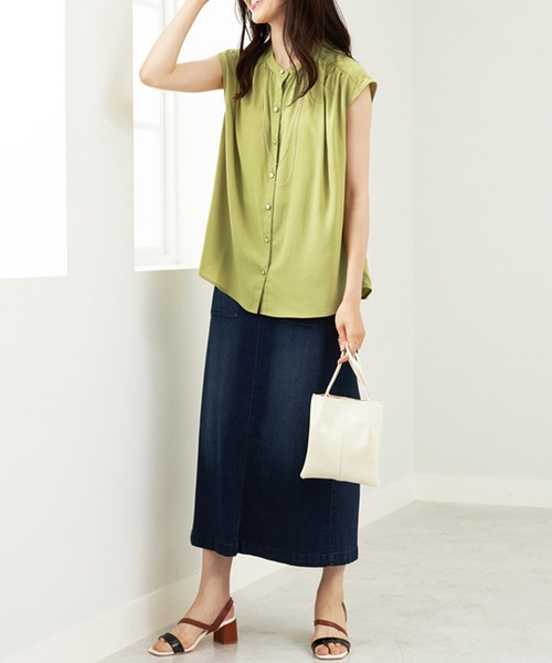 BELLUNA PLUS（ベルーナ）の「ギャザー使いフレンチスリーブブラウス（シャツ/ブラウス・レディース・イエロー/ネイビー/アイボリー/ブルーグリーン・MEDIUM/LARGE/X-LARGE）」の8枚目の写真