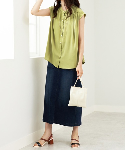 BELLUNA PLUS（ベルーナ）の「ギャザー使いフレンチスリーブブラウス（シャツ/ブラウス・レディース・イエロー/ネイビー/アイボリー/ブルーグリーン・MEDIUM/LARGE/X-LARGE）」の7枚目の写真