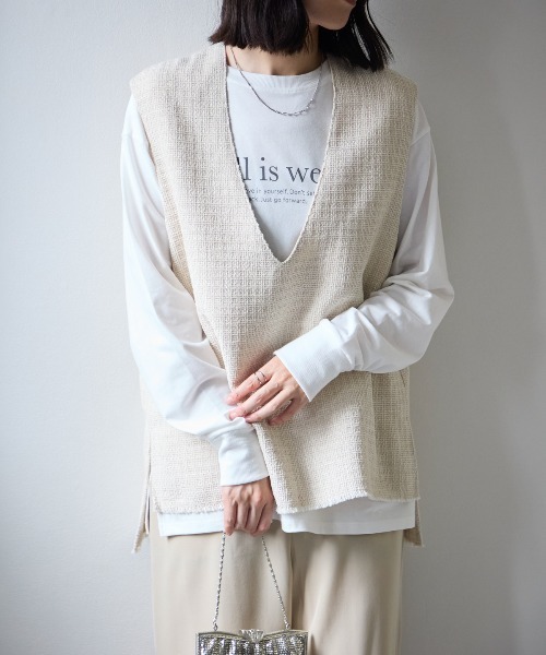 TRIANGLE PALETTE(トライアングルパレット)の「ツイードVネックベスト(ベスト・レディース・アイボリー/ブラック・FREE)」の1枚目の写真