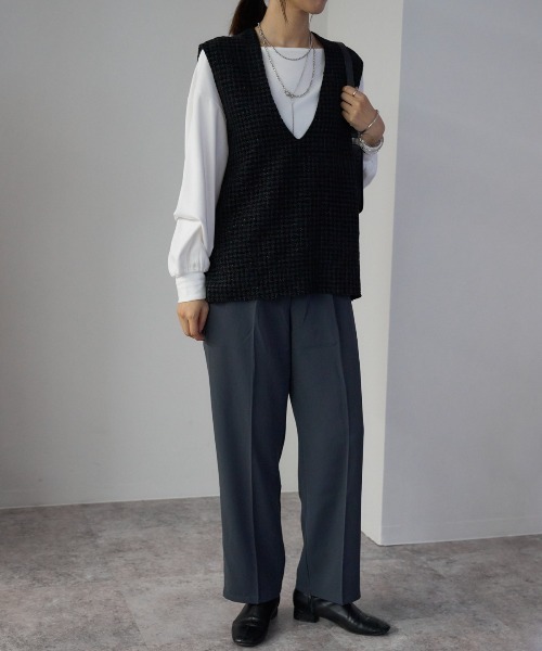 TRIANGLE PALETTE(トライアングルパレット)の「ツイードVネックベスト(ベスト・レディース・アイボリー/ブラック・FREE)」の21枚目の写真
