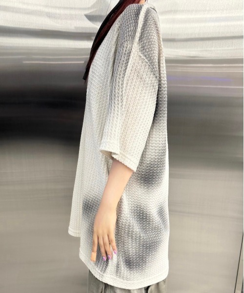 XU(エックスユー)の「ストリートファッション XU エックスユー washing waffle tee ウォッシングワッフルTシャツ ロゴTシャツ 半袖トップス 半袖Tシャツ オーバーサイズ 韓国ファッション 韓国ストリート(Tシャツ/カットソー・メンズ・ホワイト/ブラック/グレー・ONE SIZE)」の11枚目の写真