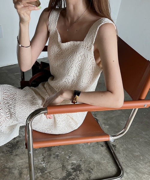 leune(ルネ)の「パネルレースキャミワンピース/クロシェレースジャンパースカート(ワンピース・レディース・ベージュ/ブラック・FREE)」の16枚目の写真