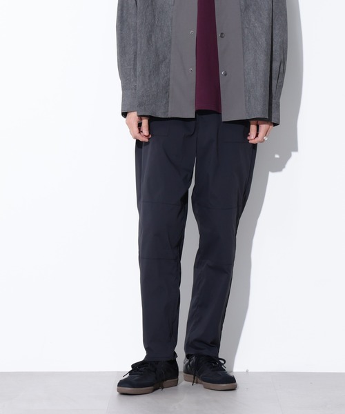 Apo(s)ture(アポスチャー)の「JOHAN-004/多機能タイプライターテーパードパンツ(その他パンツ・メンズ・カーキ/ブラック/チャコール/ベージュ・S/M/L/XL/XS)」の19枚目の写真