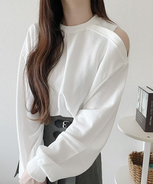 Nana（ナナ）の「オープンショルダースウェット（Tシャツ/カットソー・レディース・アイボリー/ベージュ/グレー/ブラック・FREE）」の10枚目の写真