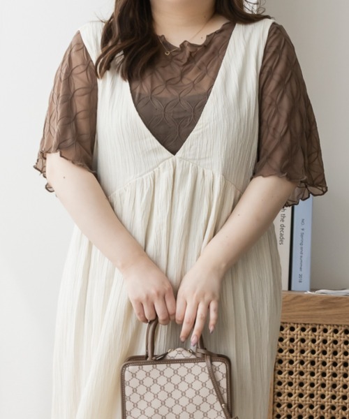 CLETTE(クレット)の「モチーフ柄シアープルオーバー(その他トップス・レディース・ブラック/アイボリー/ブラウン・LL/4L/3L)」の1枚目の写真
