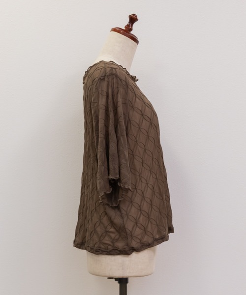 CLETTE(クレット)の「モチーフ柄シアープルオーバー(その他トップス・レディース・ブラック/アイボリー/ブラウン・LL/4L/3L)」の19枚目の写真