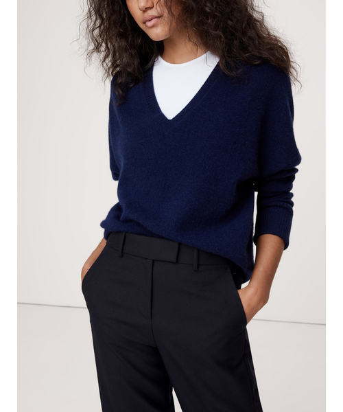 Banana Republic（バナナリパブリック）の「ハイライズ テーパード イタリアンウール アンクルパンツ（その他パンツ・レディース・ネイビー・2/6/8/0/4）」の4枚目の写真