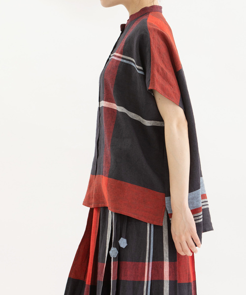 nop de nod（ノップドゥノッド）の「Cielリネンパネルチェックスタンドカラーシャツ（シャツ/ブラウス・レディース・ブラック/ダークグリーン/レッド・M）」の7枚目の写真