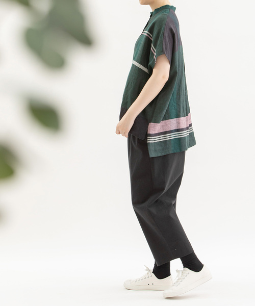 nop de nod（ノップドゥノッド）の「Cielリネンパネルチェックスタンドカラーシャツ（シャツ/ブラウス・レディース・ブラック/ダークグリーン/レッド・M）」の11枚目の写真