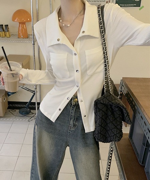 HALEY PESCA(ヘーリーペスカ)の「HALEY PESCA/襟付き 2wayポケット付きカットソー(Tシャツ/カットソー・レディース・ホワイト/グレー・LARGE/MEDIUM/X-LARGE)」の2枚目の写真