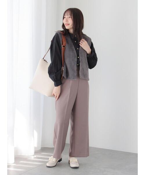 Te chichi TERRASSE（テチチテラス）の「【イージーケア】センタープレスストレートパンツ（その他パンツ・レディース・ベージュ/ネイビー/モカ/ブラック・L/M）」の22枚目の写真