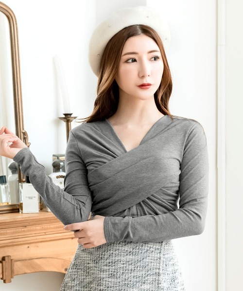 Julia Boutique(ジュリアブティック)の「ギャザーカシュクールカットソートップス(Tシャツ/カットソー・レディース・グレー/ブラック/レッド/ベージュ・ONE)」の22枚目の写真