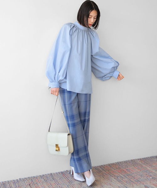 ELFRANK(エルフランク)の「ボリューム袖スタンドカラーコットンブラウス(シャツ/ブラウス・レディース・オフホワイト/ピンク/ブルー・FREE)」の19枚目の写真