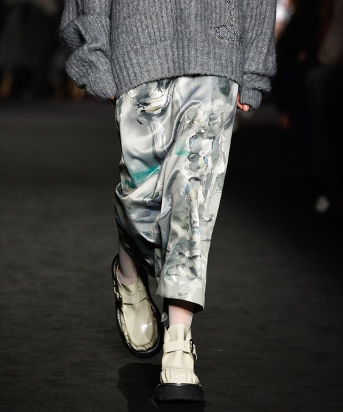 MSGM(エムエスジーエム)の「MSGM×JAN DE VIEGHERコラボレーショングラフィックスカート(スカート・レディース・グレー系・42)」の7枚目の写真