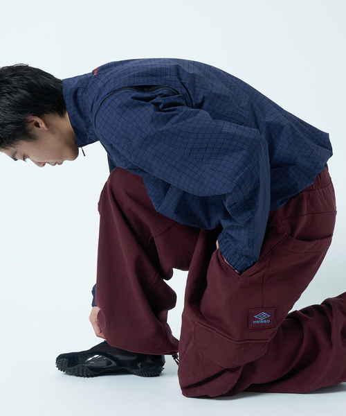 新品）UMBRO × PARANOID シェルチェック ナイロン ジャケット L UMBRO（アンブロ）の「【UMBRO / アンブロ × PARANOID