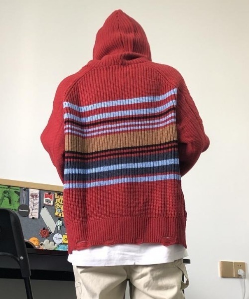 MGV（エムジーヴィー）の「マルチボーダーニットパーカー（ニット/セーター・メンズ・レッド/アイボリー/ネイビー・X-LARGE/LARGE/MEDIUM）」の9枚目の写真