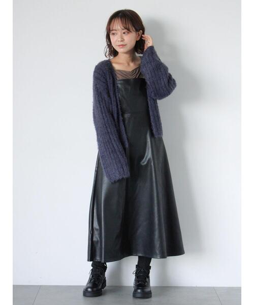 ehka sopo（エヘカソポ）の「プレート付Vネックカーディガン（カーディガン/ボレロ・レディース・ピンク/キナリ/ネイビー・F）」の8枚目の写真