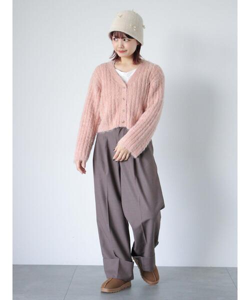 ehka sopo（エヘカソポ）の「プレート付Vネックカーディガン（カーディガン/ボレロ・レディース・ピンク/キナリ/ネイビー・F）」の22枚目の写真