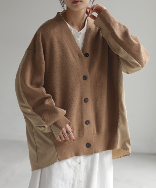 HUG.U(ハグユー)の「「 ニット × シャツ 」カーディガン(カーディガン/ボレロ・レディース・ダークグリーン/ブラック/ブラウン/グレー・FREE)」の11枚目の写真