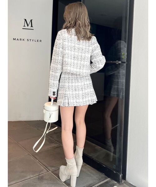 GYDA(ジェイダ)の「TWEEDタックプリーツスカートライクショートパンツ【SETUP着用可】(スカート・レディース・オフホワイト/ブラック・FREE)」の12枚目の写真