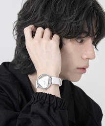 KLON（クローン）の「KLON INVISIBLE UNIVERSAL SHAPES 38mm（アナログ腕時計）」