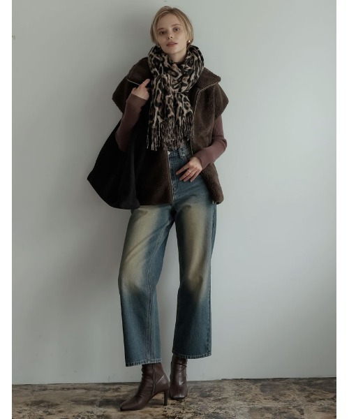 Re:EDIT（リエディ）の「[2024-25 WINTER COLLECTION]スタンドカラーボアベスト（ダウンベスト・レディース・ブラック/ベージュ/ブラウン・MEDIUM/LARGE）」の17枚目の写真