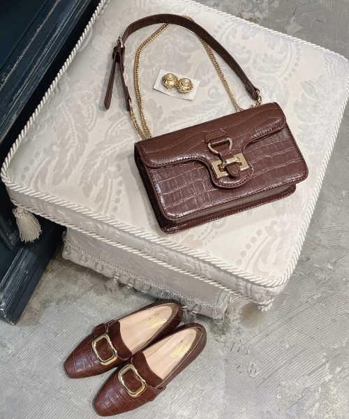 an another angelus（アンアナザーアンジェラス）の「【WEB限定】ベルトフラップポシェット（ショルダーバッグ・レディース・キャメル/ワインレッド/ブラック・FREE）」の8枚目の写真