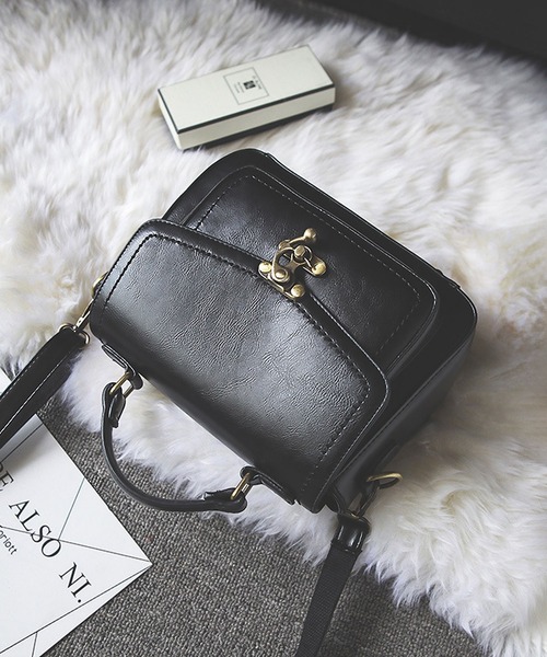 blackdia ocean（ブラックダイヤオーシャン）の「blackdia ocean 2WAY レザーショルダーバッグ（ショルダーバッグ・レディース・ブラック/グリーン/ブラウン・FREE）」の7枚目の写真