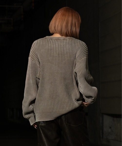 sedacle(セダクル)の「ピグメントルーズリブニット(ニット/セーター・メンズ・ベージュ/カーキ/ネイビー・LARGE/MEDIUM/SMALL)」の9枚目の写真