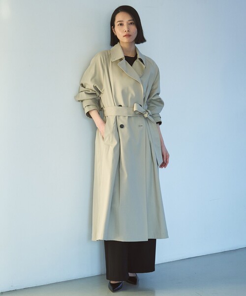 UNFILO(アンフィーロ)の「ロングトレンチコート(トレンチコート・レディース・黄土色系/ベージュ系・SMALL/MEDIUM/LARGE)」の4枚目の写真