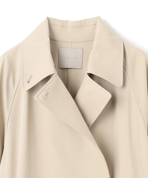 UNFILO(アンフィーロ)の「ロングトレンチコート(トレンチコート・レディース・黄土色系/ベージュ系・SMALL/MEDIUM/LARGE)」の10枚目の写真