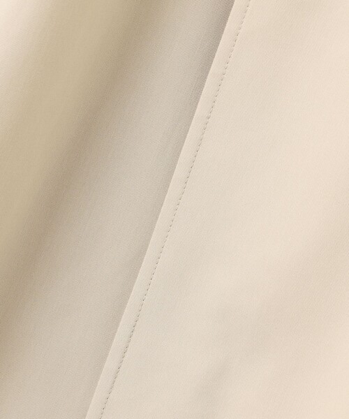 UNFILO(アンフィーロ)の「ロングトレンチコート(トレンチコート・レディース・黄土色系/ベージュ系・SMALL/MEDIUM/LARGE)」の18枚目の写真