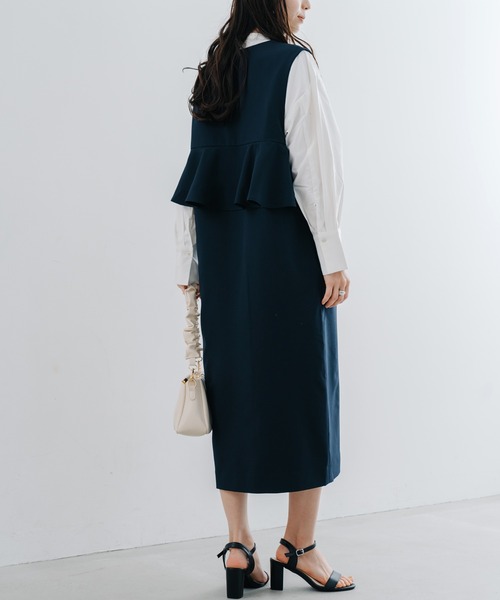 ANNA LUNA(アンナルナ)の「【ANNA LUNA】オケージョン から デイリー まで幅広く活躍してくれる 華やか ワンピース(ジャンパースカート・レディース・ベージュ/ネイビー・MEDIUM)」の20枚目の写真