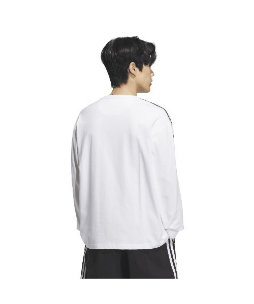 adidas(アディダス)の「アディダス adidas エッセンシャルズ プラス ルーズフィット スリーストライプス 長袖Tシャツ(Tシャツ/カットソー・メンズ・ネイビー/ホワイト/ブラック・S/M/L/LL/3L)」の4枚目の写真