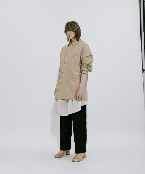 LAATO（ラート）の「slit jacket（その他アウター・レディース・ライトブラウン/ナチュラル・FREE）」の3枚目の写真